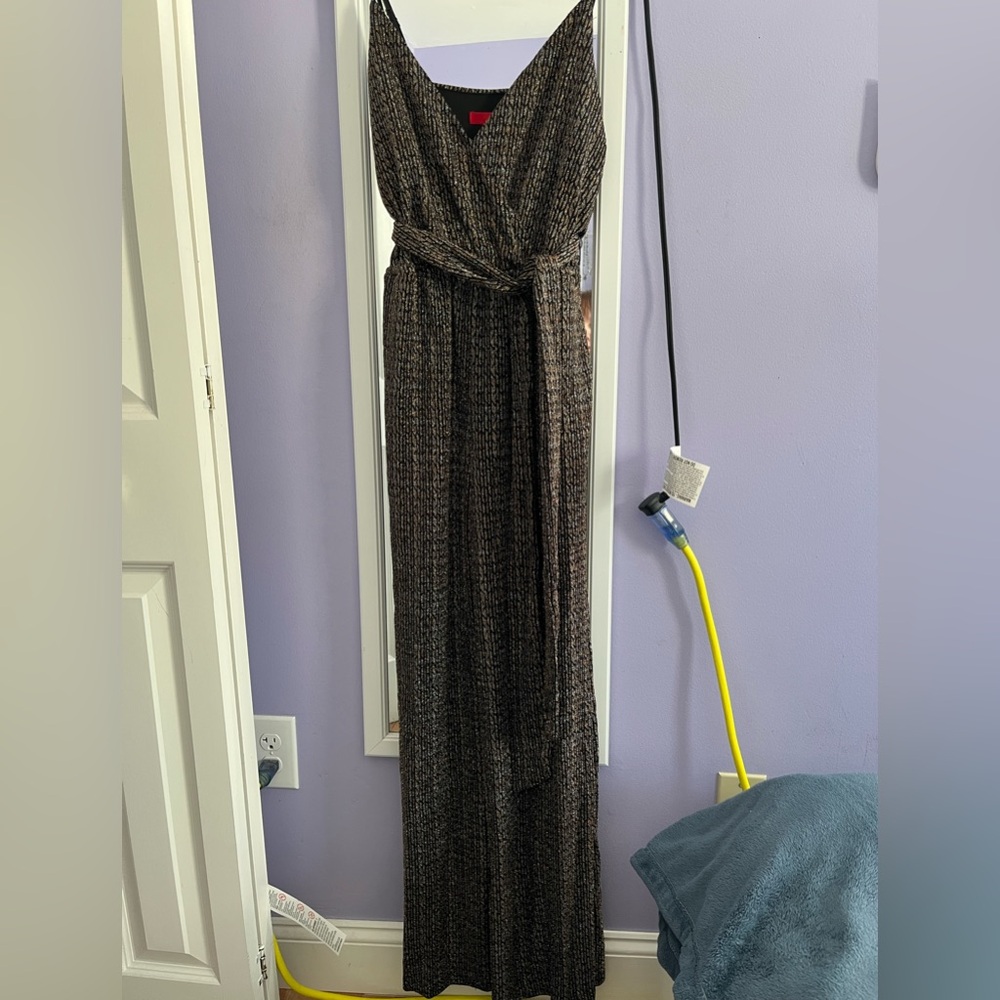 Jennifer Lopez Black/Gold Sparkly Jumpsuit - Picture 2 of 6